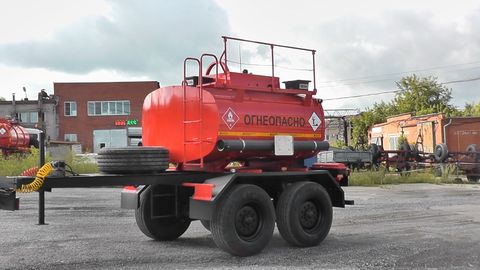 Прицеп-цистерна ПЦ-4
