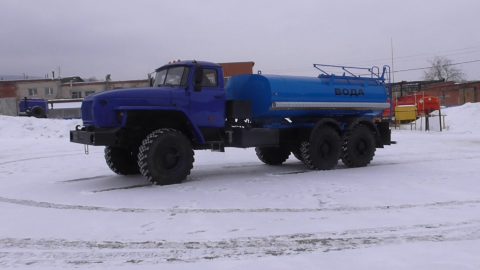 АЦПТ-8 на шасси УРАЛ 4320-1950-60